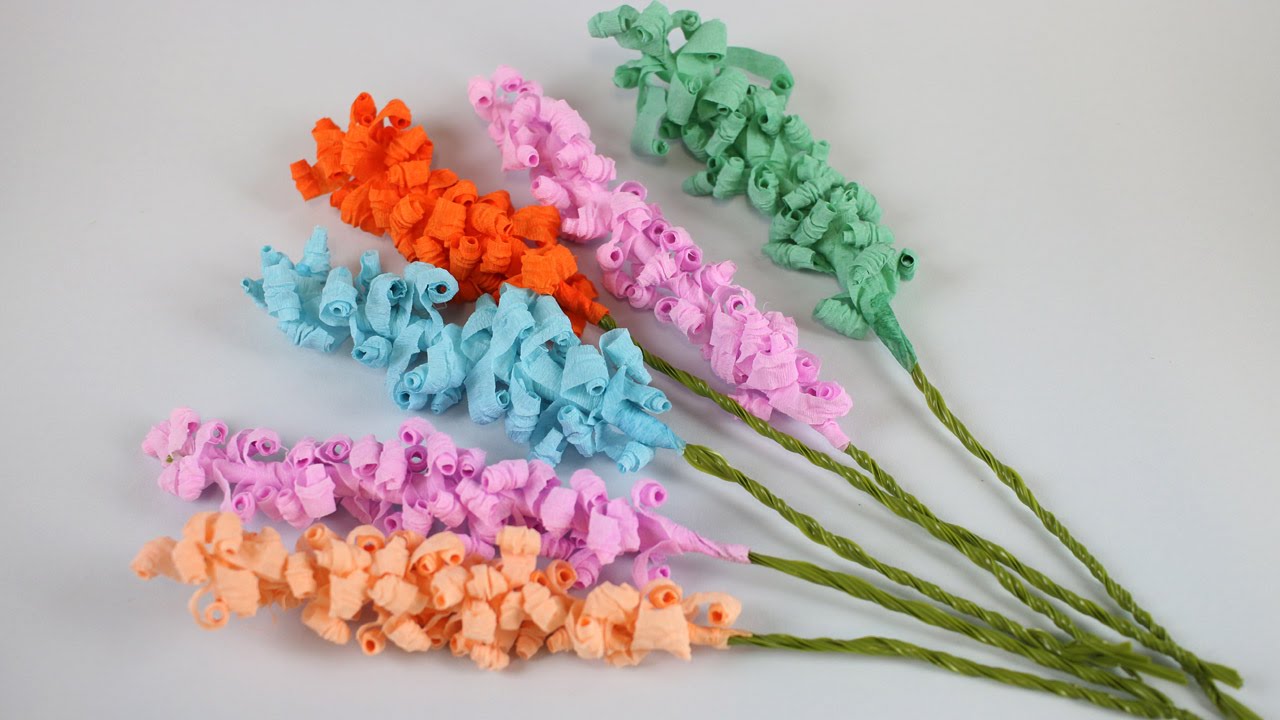 Como fazer Flores de Papel Crepom - (Flores de Papel) - thptnganamst.edu.vn | Crafts,  Flores, Lei necklace