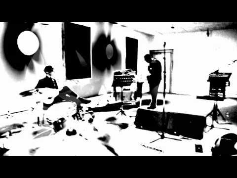 The Primevals — The Primevals -  In A Violent Way  -  Heavy War (2012)