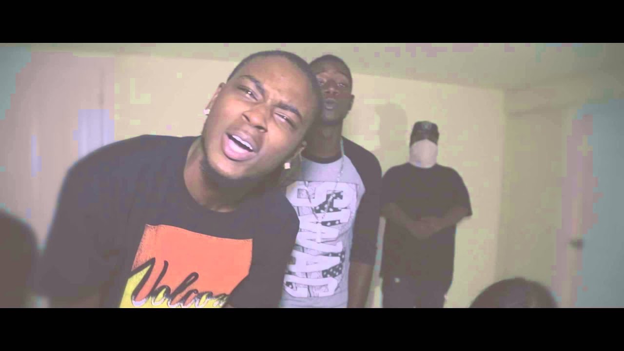Watch WHO THE F**K IS YOU - PLUG x HEAD HUNCHO x KYHAZE x AO $TREAKS on YouTube Watch WHO THE F**K IS YOU - PLUG x HEAD HUNCHO x KYHAZE x AO $TREAKS on YouTube