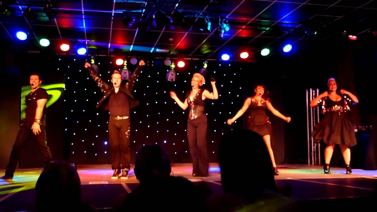 Dancing Queen - Steps - Live at Seawick Holiday Park (20th July 2012)