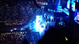 BigBang - Blue (live) Excerpt