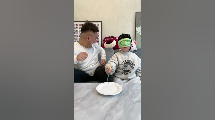 Son Plays Tricks on Dad #fatherlove  #cutebaby  #funny  #family #shorts