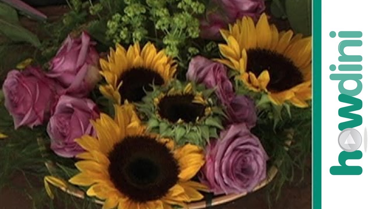 Floral centerpiece ideas How to make flower centerpieces YouTube