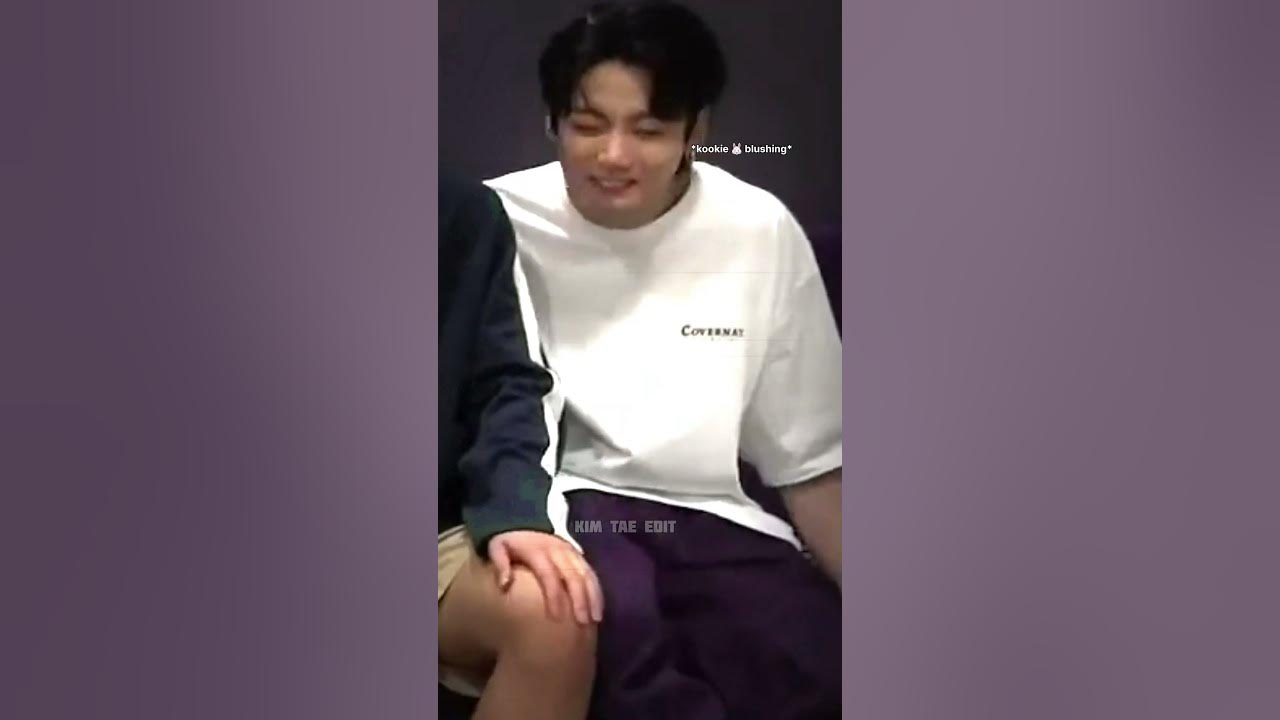 taehyung's🐻 nervousness is obvious😰 jungkook🐰 can't take off his eyes🥵# bts#shorts 