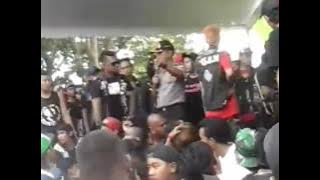 Anak punk sindir para  koruptor