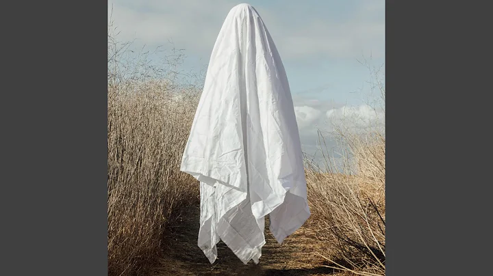 Ghost (feat. J3SS)