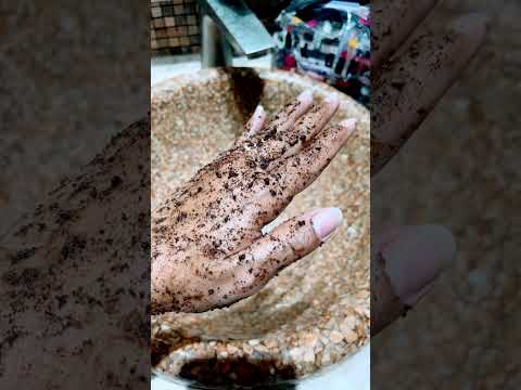 افضل سكراب لليدين والجسم قهوه وزيت زيتون احب اسوي يديني وقت اسوي الغدا واستغل الوقت
