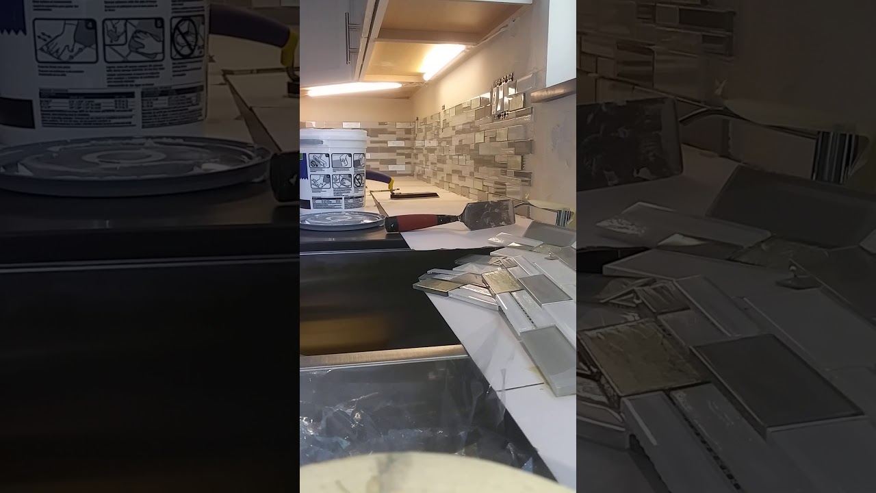 Tile backsplash installation. - YouTube