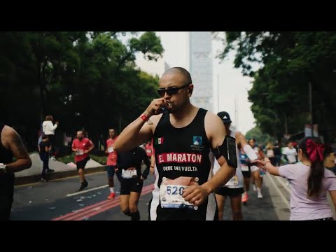 Jorge Peniche Runs the Mexico City Marathon