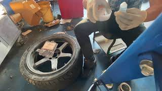 TL getting fat tires! and new wheel paint! (insTL)