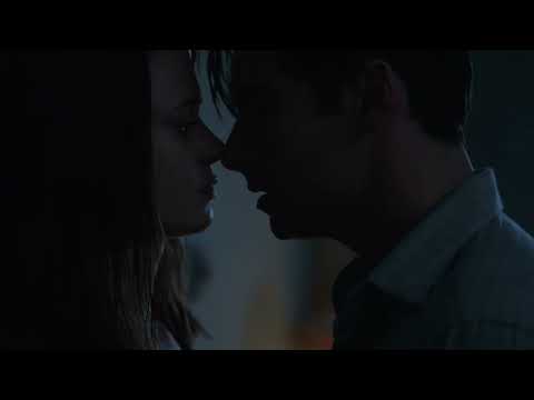Maeve Dermody and Aidan Turner Kiss Scene | And Then There Were None S01E03 | 4K