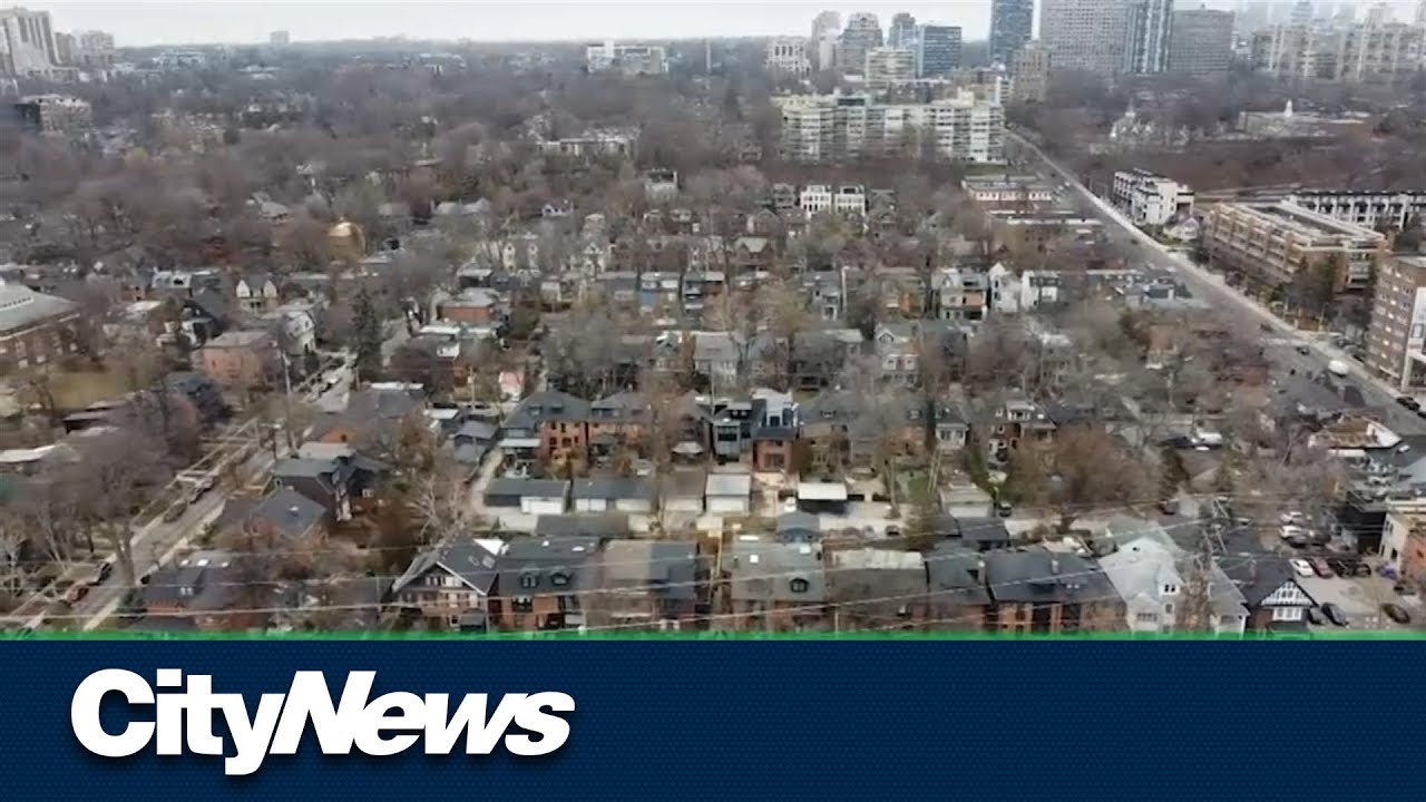 Why is the Rathnelly neighbourhood in Toronto known as a republic?