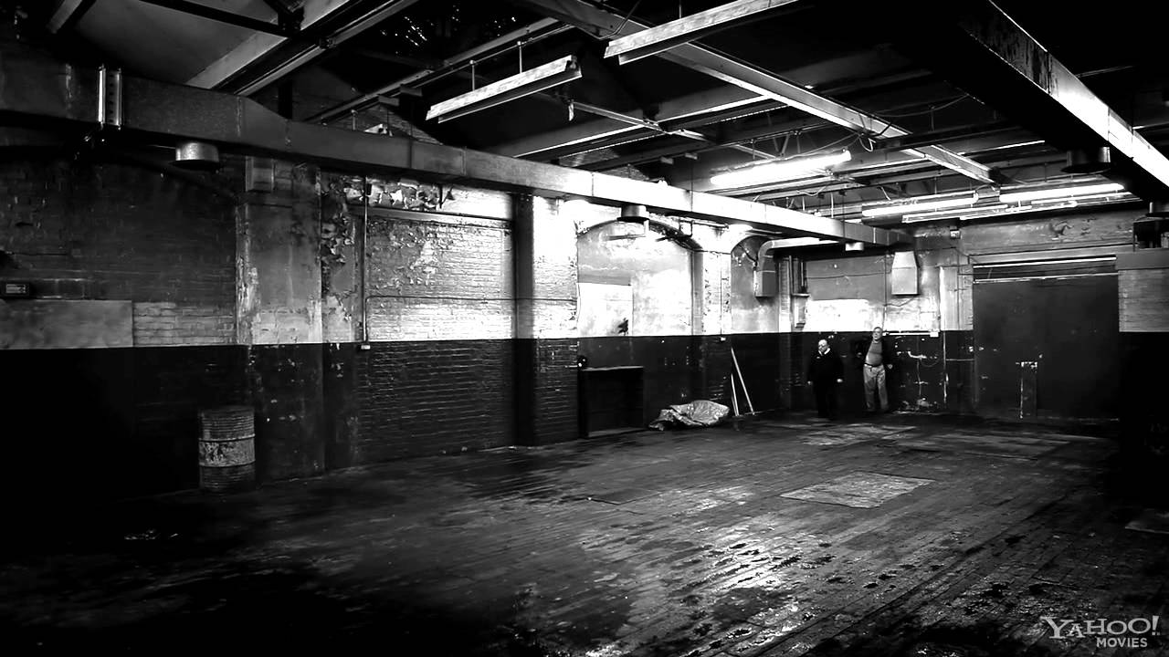 Человеческая многоножка 2, трейлер - YouTube