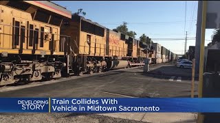 Train Crash Blocks Traffic On 19th Street In Midtown Sacramento