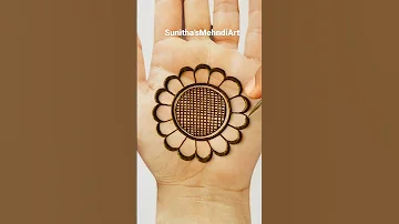 Simple easy Mehndi design #mehndi #youtubeshorts #viral #shortvideo #mehndidesign #sunithasmehndiart