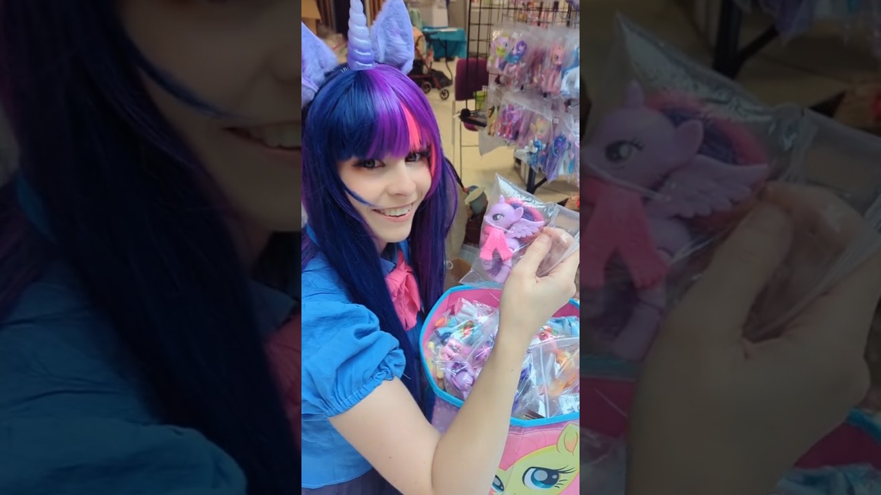 I love PONY CON! ❤️#mylittlepony #cosplay #twilightsparkle #comiccon