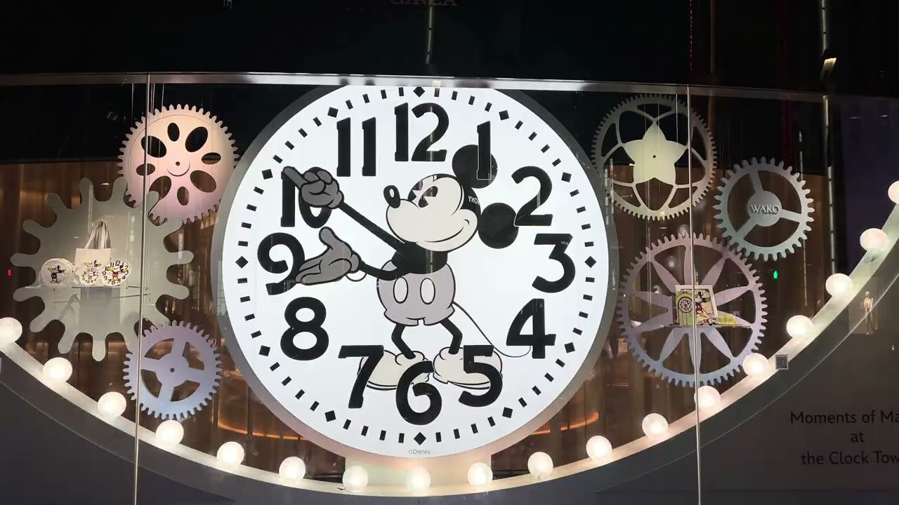 9時です！全員再生」銀座の時計がミッキー仕様になった！GINZA [TOKYO