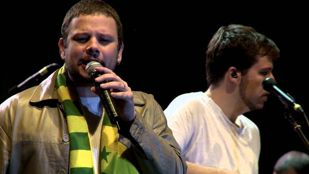 Casuarina - Linha de Passe (com Moyseis Marques / DVD 10 anos de Lapa) - YouTube