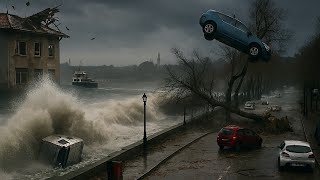 Download Lagu The storm of the century in ISTANBUL. Crazy winds of destruction in Turkey MP3