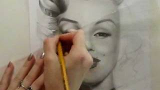 Drawing Merilyn Monroe (by Ellen Sunbeam-Elena2687)