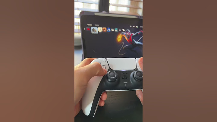 Ps5 Remote Play on the ipad 🎮🪓 #tech #homeoffice #gamingsetup #ipad #ipadpro #ps5 #godofwar