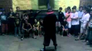 Louie vs Nicolo . . Dougie battLe!