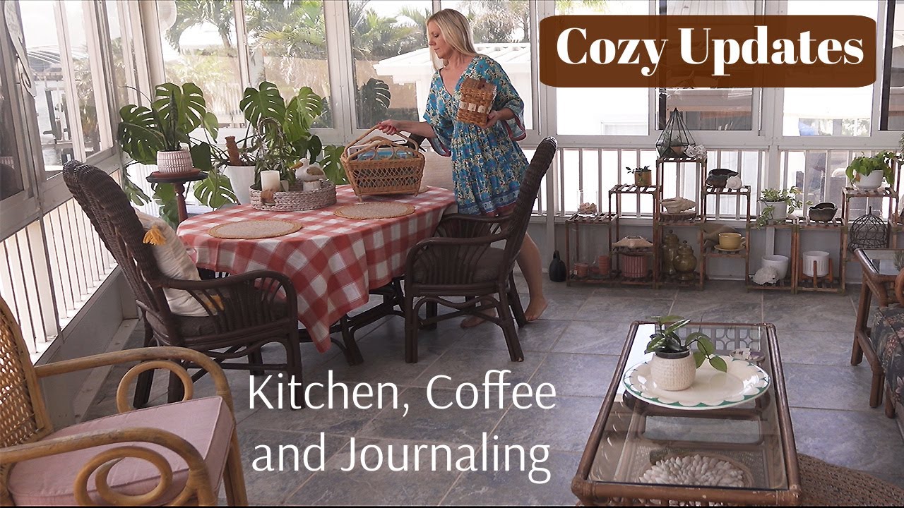 Cozy Chic Diaries #1 - Set up My Coffee Station & Kitchen Redo -  Set up my Journal - Thrifted Finds