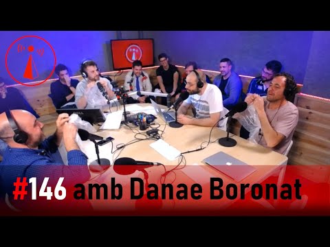 La Sotana 146 amb Danae Boronat. Ens visita Danae Boronat, periodista, experta analista i (ningú és perfecte) tarragonina. Pontifiquem sobre el campionat de lliga del Barça, sobre la semifinal de Champions i una mica sobre lo que nos echen. En Manel compta amb el testimoni de dos testimonis experts en futbol anglès: Estanislau Fontbernat i Juan José Wayjarlaine. En Modgi li fa un test sobre el masclisme al periodisme esportiu a la convidada. I l'Andreu ens regala una edició més del Gran Joc de les Portades. Un altre programa esplèndid en línies generals. - EMTV