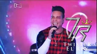 Twister El Rey @ Premios India Catalina [2015]