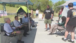 5 UC Merced Regents meet with campus protestors