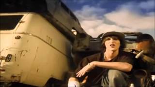 Porta En Boca De Tantos Video Oficial