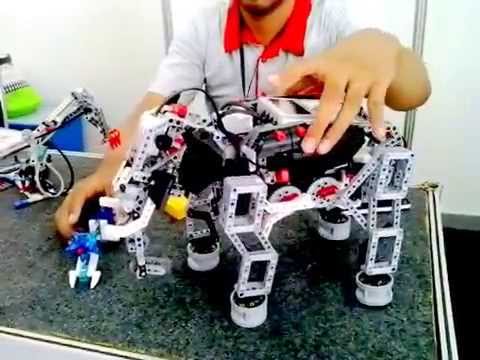 Robot Gajah  Gelar Teknologi Industri Semarang 4 7 05 