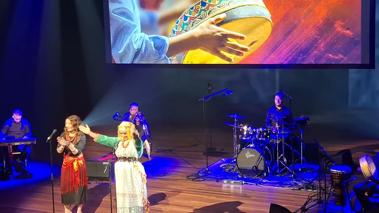 ⵡⴰⴼⴰ ⵎⵉⵔⴰⵙ ⴸ ⴱⴻⵙⵎⴰⵍⵍⴰⵀ ⴸⵉ ⴷⵉⵏⵀⴰⵅ. Wafa Miras d Besmellah di Dinhax.