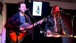 Larkin Poe - Southern Comfort (Live Session KRVB The River)