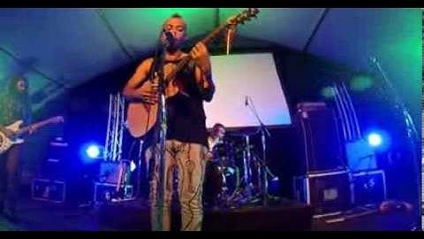 Woodford Folk Festival 2013/14 - Overflow - "Bootleg Rascal"