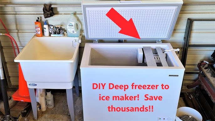 QIIBURR Mini Fridge with Ice Maker Summer Household Ice Maker Diy