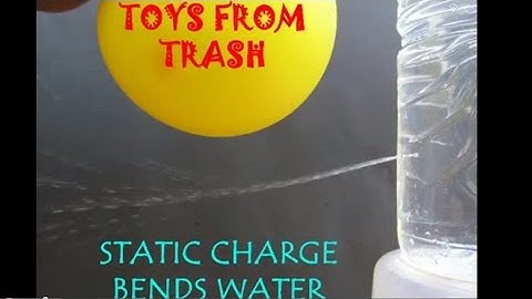STATIC CHARGE BENDS WATER - ENGLISH - Power of Static Electricity!