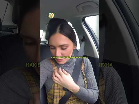 MOLLY ' Я хожу дома голая ' / Макарена #shorts