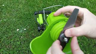 AKU TRIMER /kako stavljamo bateriju i noz za travu  punimo bateriju