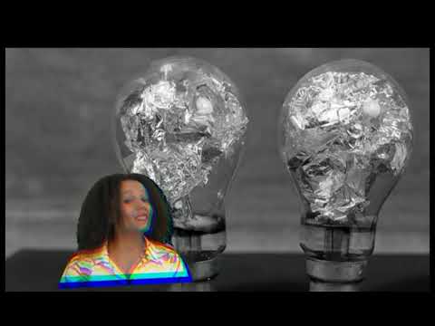 Vidéo: Qui A Inventé La Première Ampoule