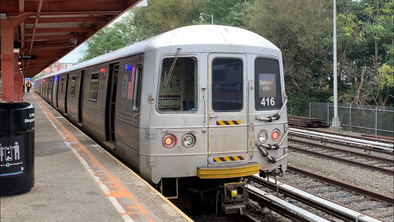 St. Louis R44 Tottenville Bound 1973 St Louis R44 416 SIR Local Train From St George ...