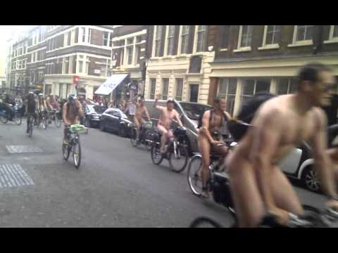 Covent Garden naked cyclists 11 June 2011