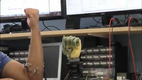 Demonstration of simultaneous control based in pattern recognition