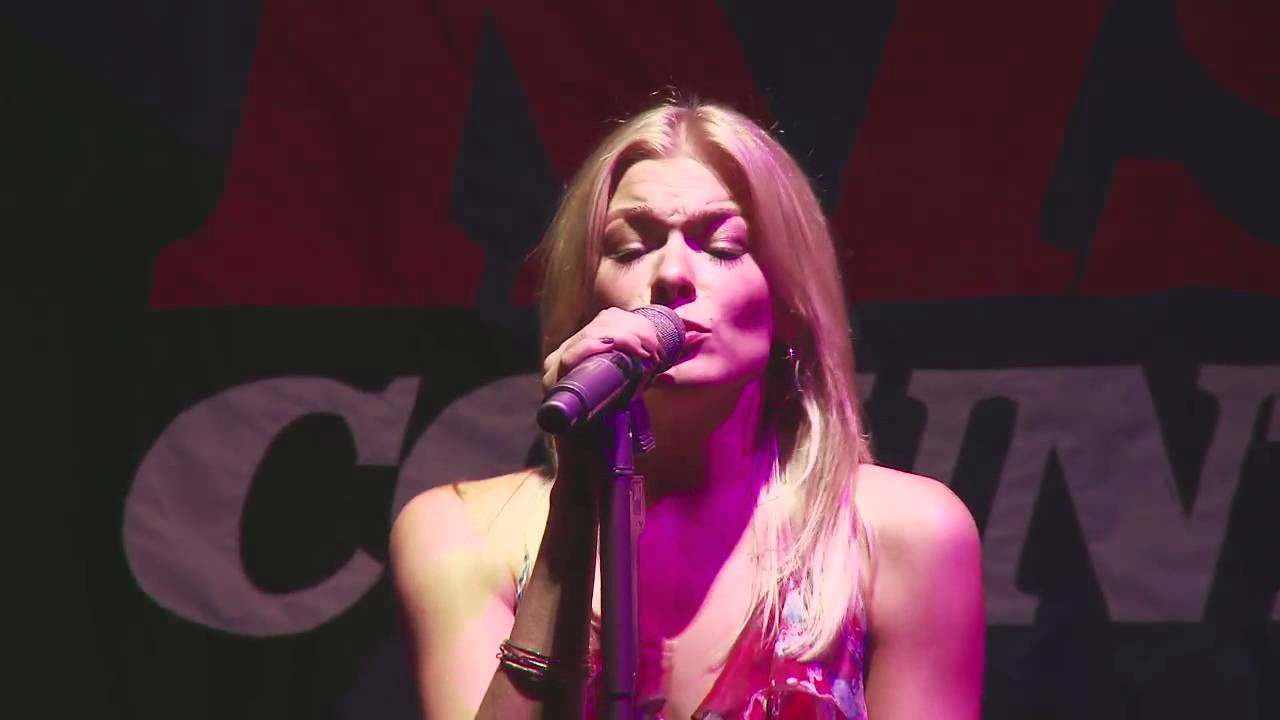 Leann Rimes at Hard Rock Live Hollywood - YouTube