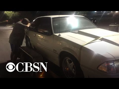 Kids buy back dad's beloved 1993 Mustang
