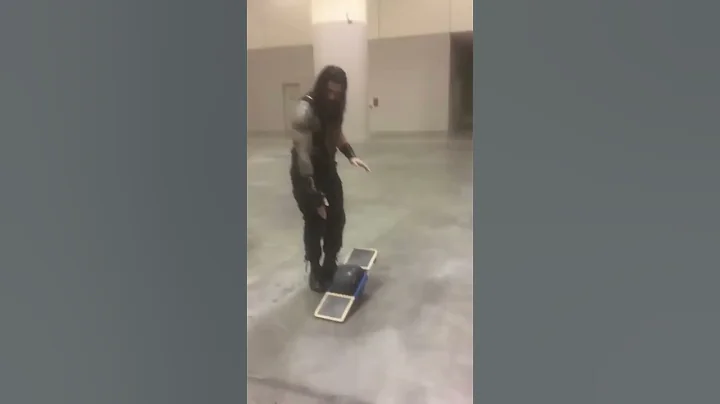Roman Reigns TRIES OUT HoverBoard Backstage at WWE #Shorts - DayDayNews