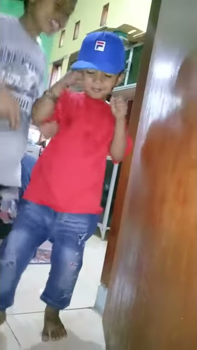 Ucen joged dj maimunah 😂