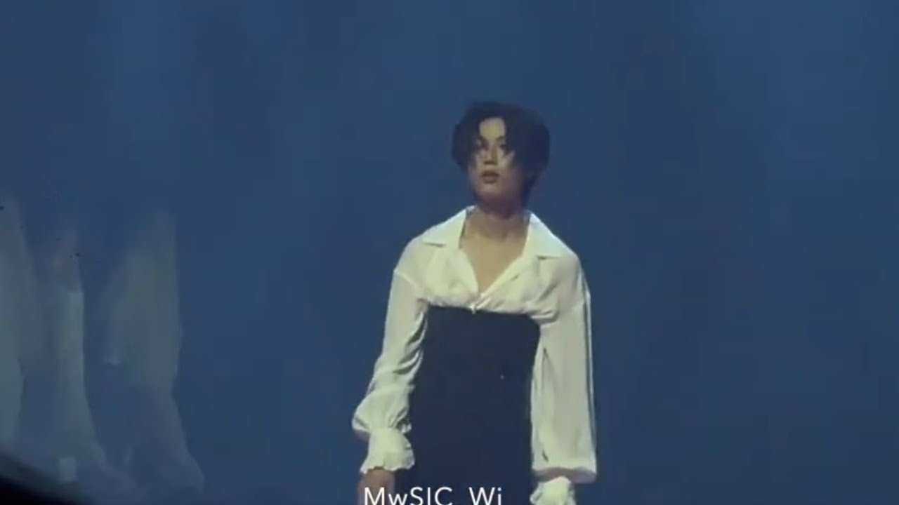 Nex Nattakit BUS - เหมือนวิวาห์ สเน้กสวยมาก 🐍  [BUS Light the World Day1 14-3-2025]