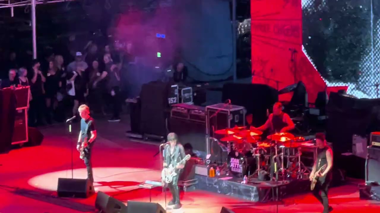 Joan Jett - Cherry Bomb - Red Rocks 9-3-25