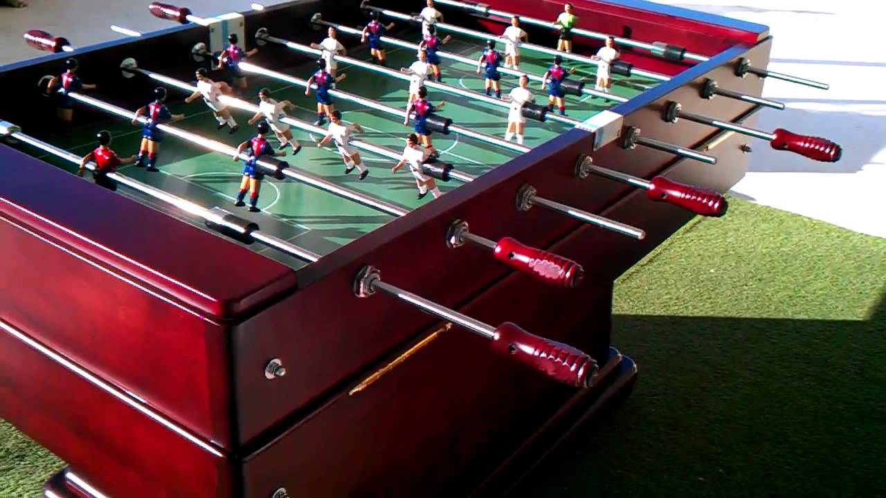 Jugador De Futbolín Articulado Catalán – Equipación Española, Barra 14mm, 136 Mm De Altura